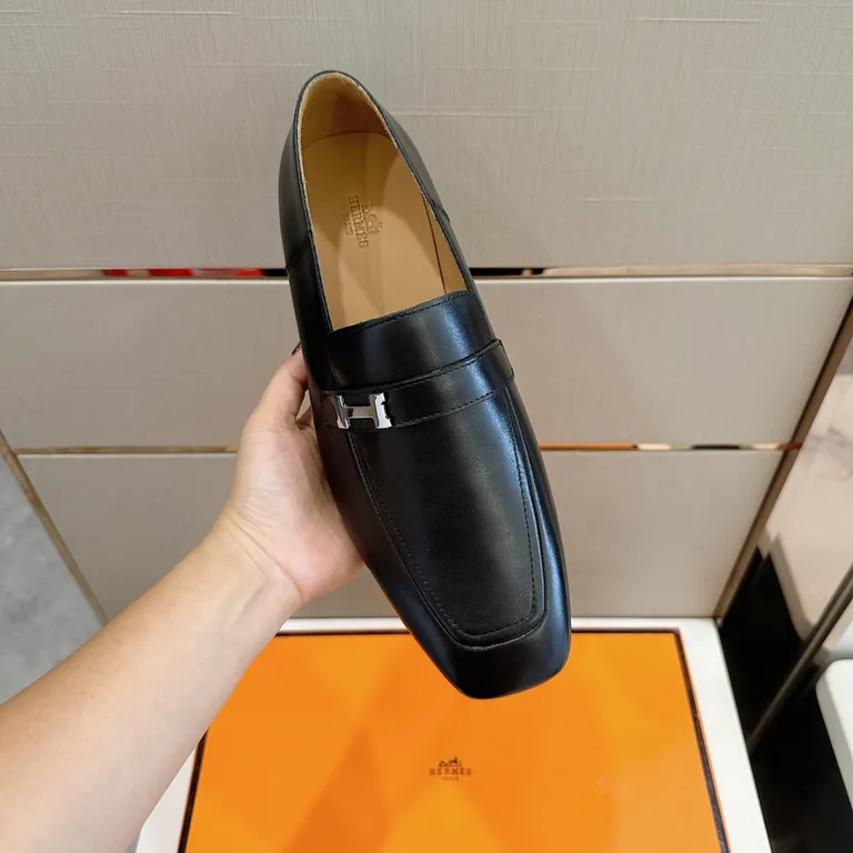 Hermes Shoe 